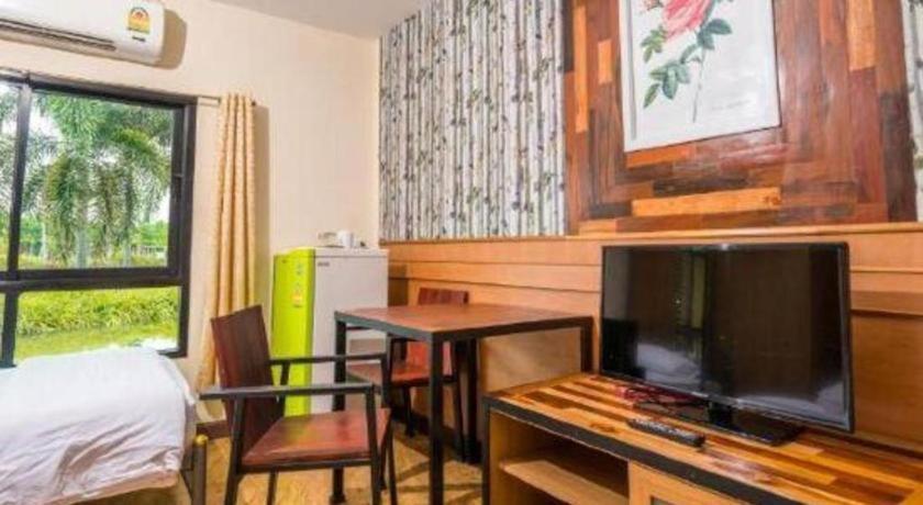 Prew Lom Chom Nam Resort Ban Phan Sadet Nok Exterior foto