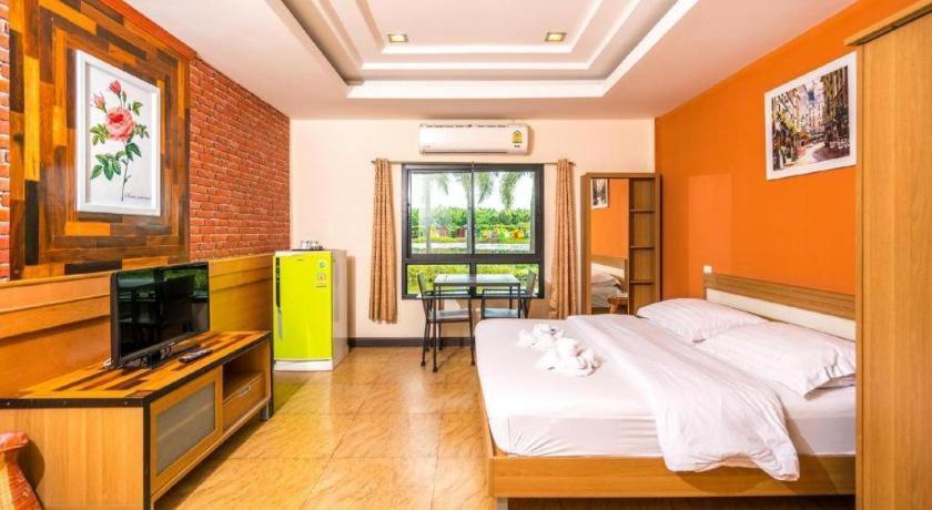 Prew Lom Chom Nam Resort Ban Phan Sadet Nok Exterior foto