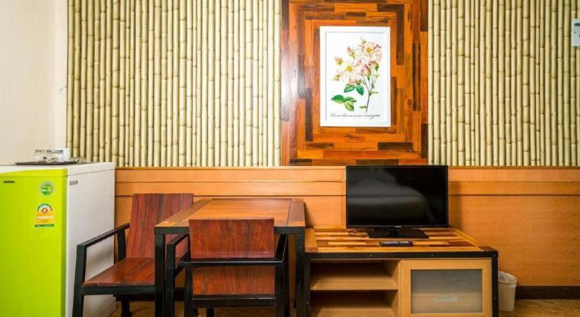 Prew Lom Chom Nam Resort Ban Phan Sadet Nok Exterior foto