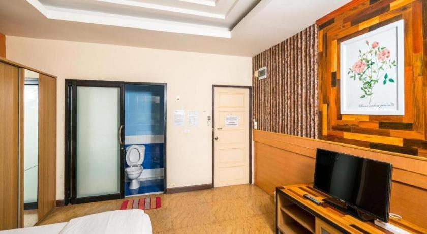 Prew Lom Chom Nam Resort Ban Phan Sadet Nok Exterior foto
